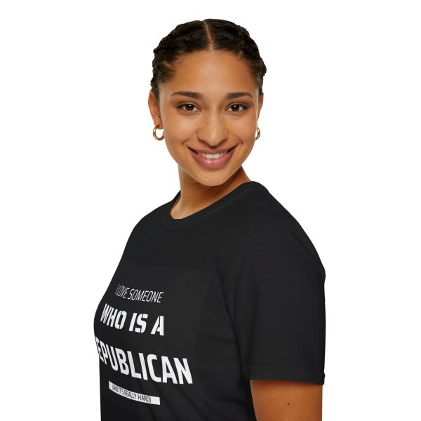 I love a Republican - Softstyle T-Shirt - Image 9